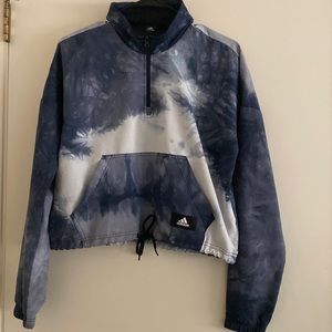 Adidas Women’s windbreaker 1/4 zip up